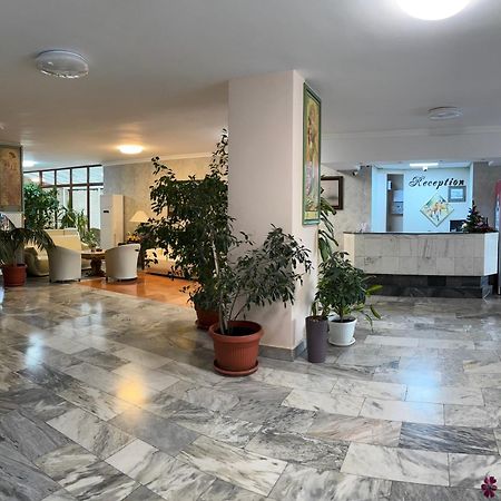 Apart Hotel Central Razgrad Kültér fotó