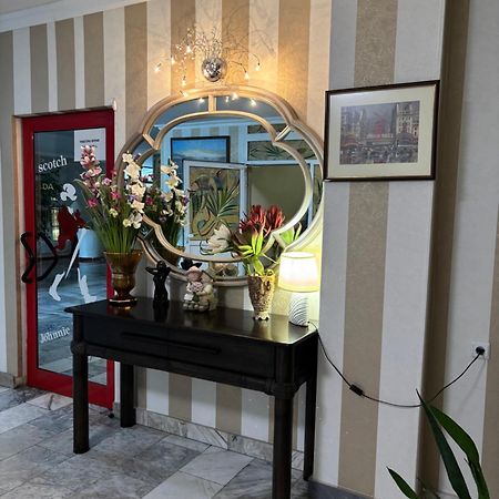 Apart Hotel Central Razgrad Kültér fotó