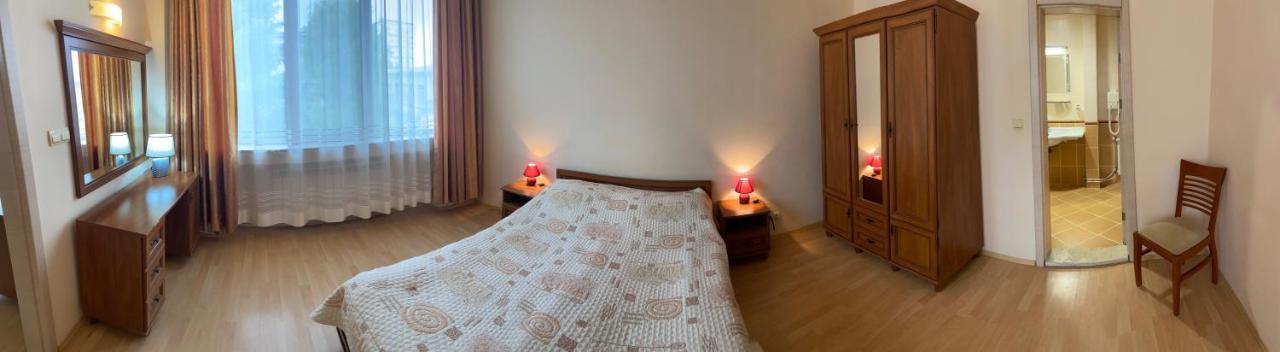 Apart Hotel Central Razgrad Kültér fotó