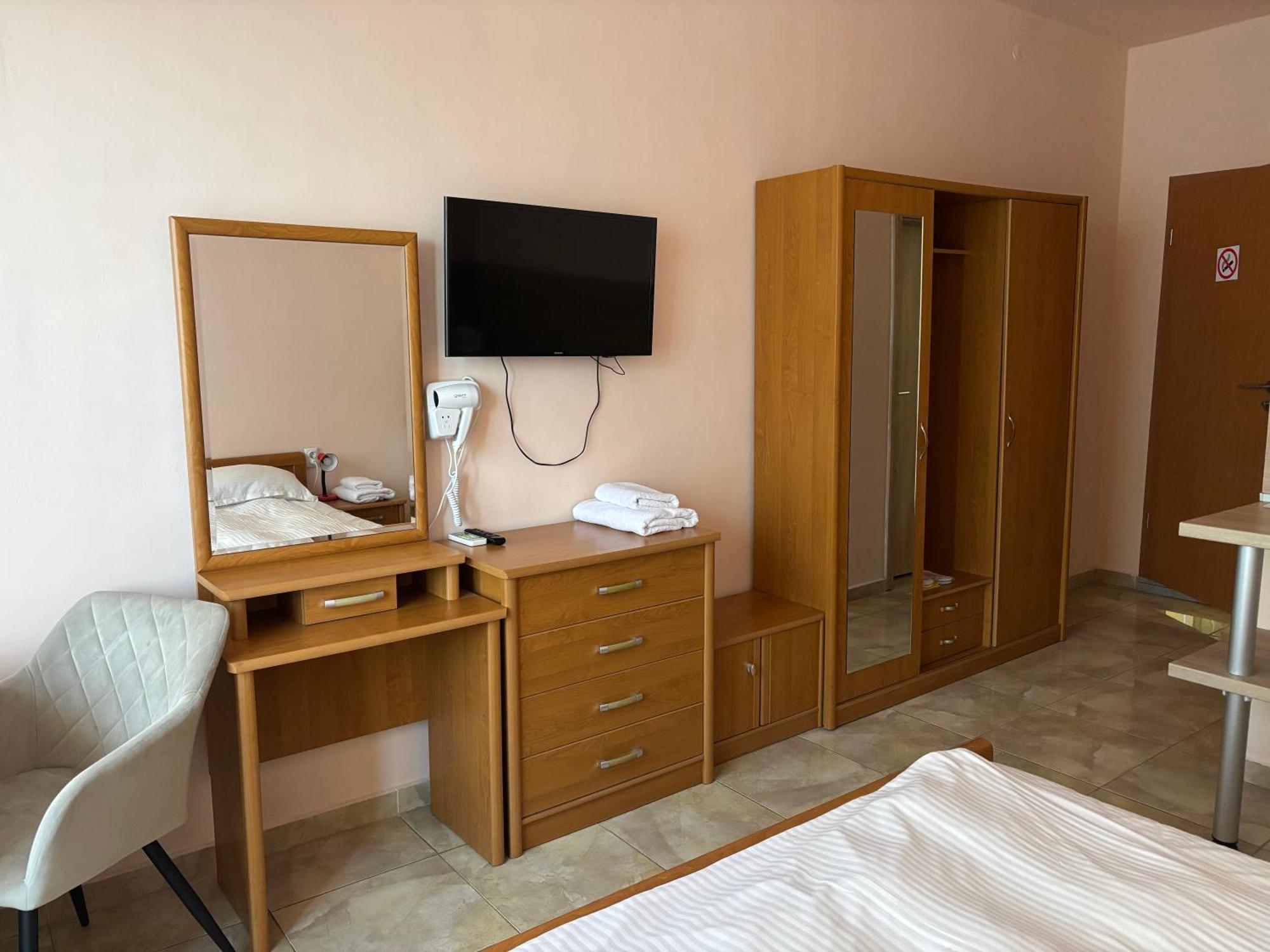 Apart Hotel Central Razgrad Kültér fotó