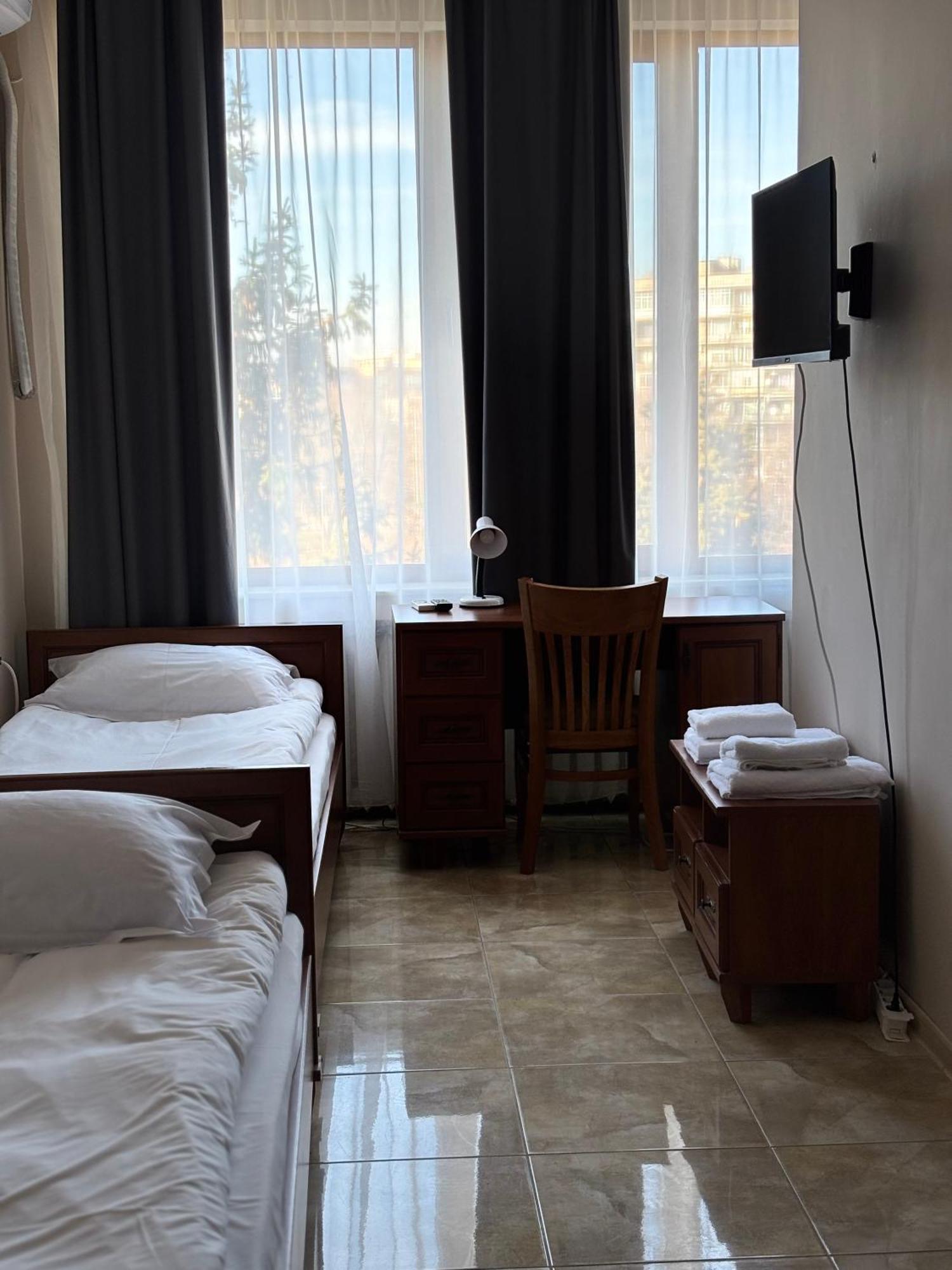Apart Hotel Central Razgrad Kültér fotó