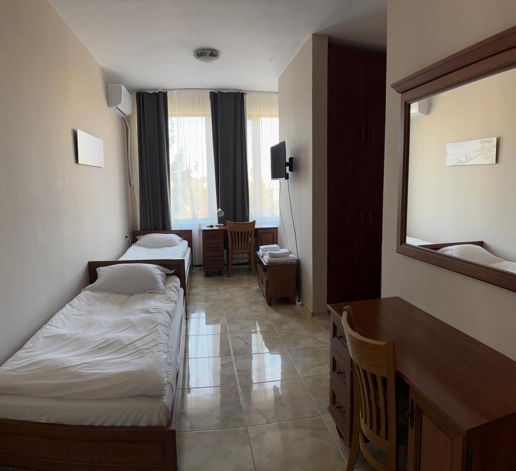 Apart Hotel Central Razgrad Kültér fotó